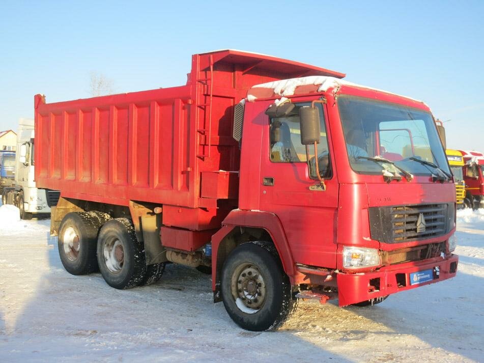 Самосвалы бу приморский край. HOWO Sinotruk самосвал. HOWO Sinotruk 336. HOWO.2006. Хово самосвал 2006 года.