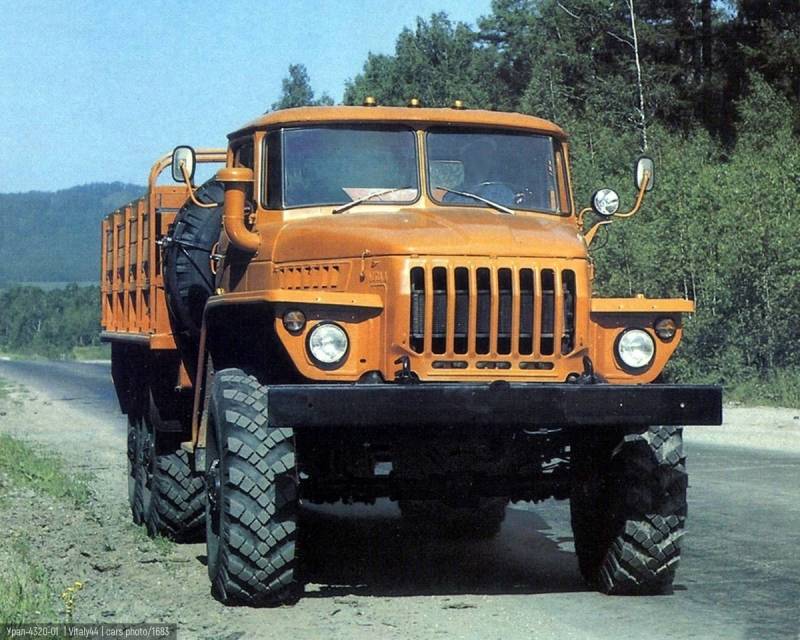 Ural-4320: The Difficult Way to Diesel