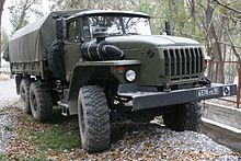 Ural-4320 mit Kofferaufbau