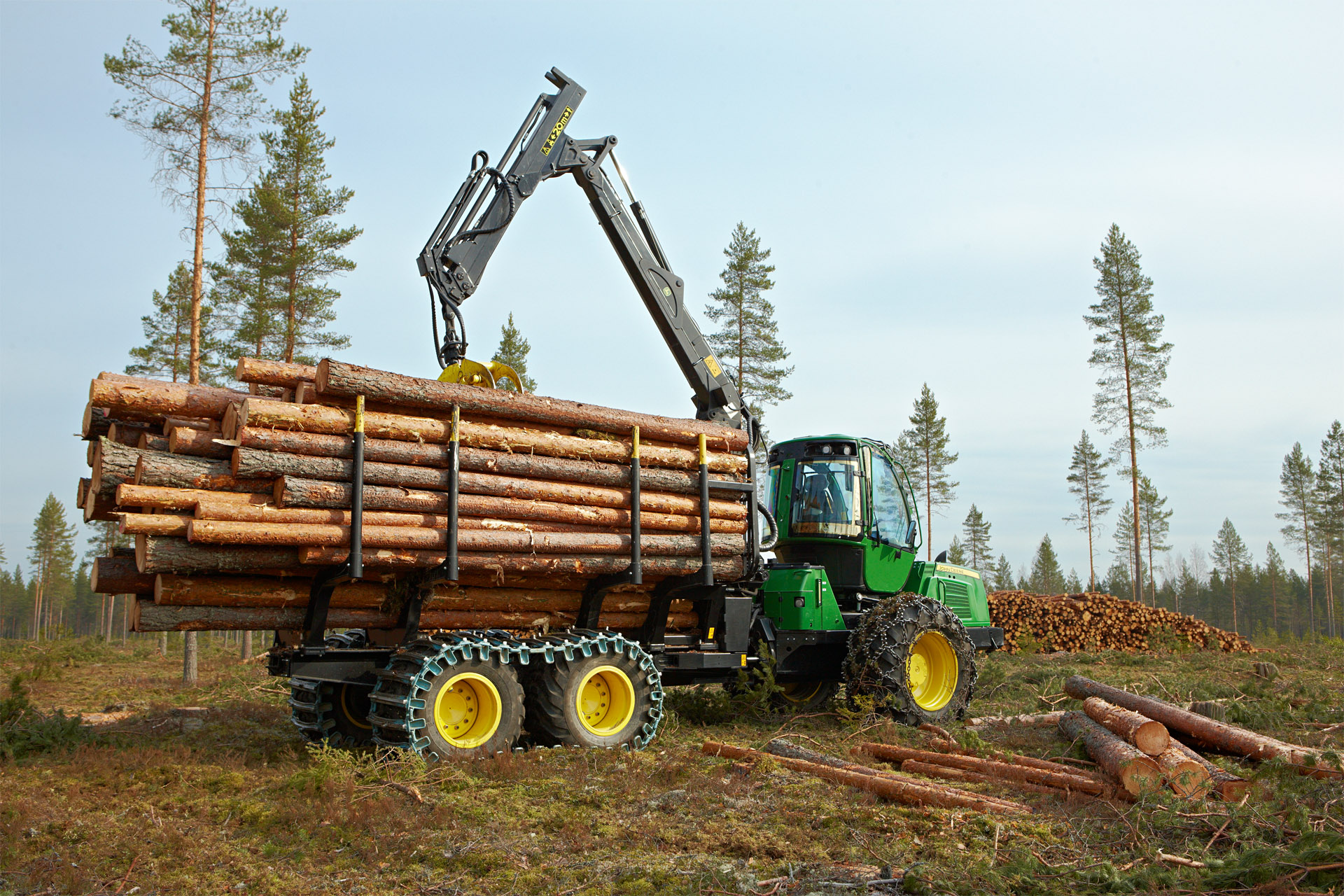 Форвардер John Deere